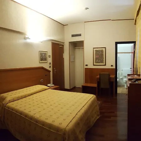 Hotel Ariston 3*