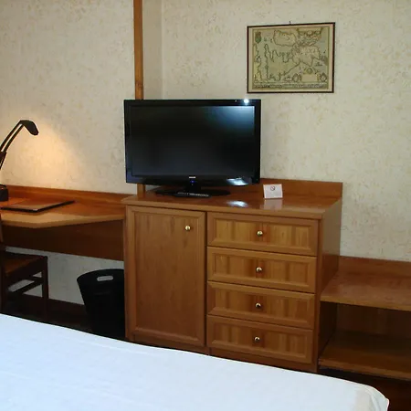 Ariston Hotel 3*