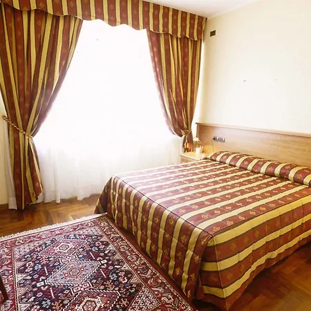 Hotel Ariston 3*
