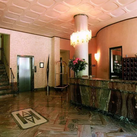 Ariston Hotel 3*